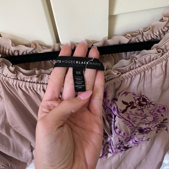 🪻 WHITE HOUSE BLACK MARKET TOP - Picture 5 of 8